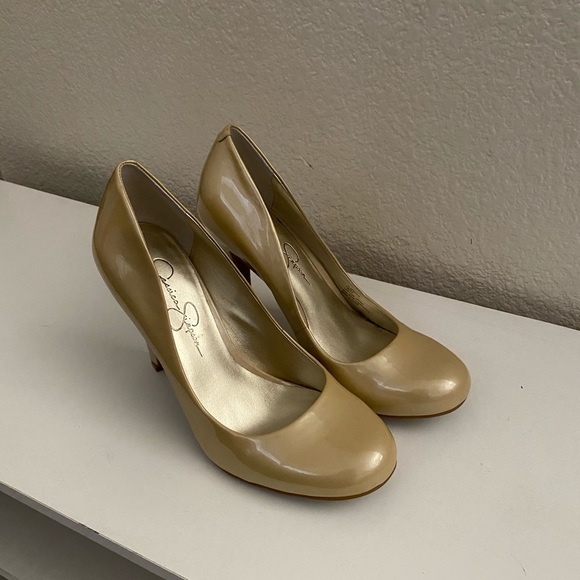 Jessica Simpson Patent Leather Nude Heels - Picture 3 of 6